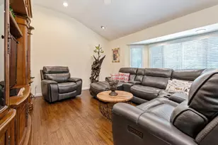 70 Fairfax Dr, Coram, NY 11727 - Photo 14