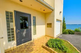 2730 Schurz Ave, Bronx, NY 10465 - Photo 4