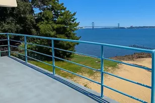 2730 Schurz Ave, Bronx, NY 10465 - Photo 12