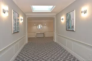 180 S Middle Neck Rd, Great Neck, NY 11021 - Photo 24