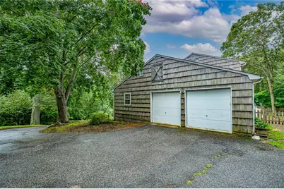 10 Valentine Road, Shoreham, NY 11786 - Photo 22