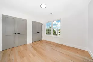 23 Bay St, Bellmore, NY 11710 - Photo 28