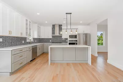 23 Bay Street, Bellmore, NY 11710 - Photo 20