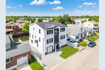 23 Bay Street, Bellmore, NY 11710 - Photo 34
