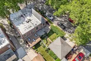 27-01 167th St, Flushing, NY 11358 - Photo 30