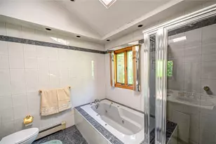 22 Penn Dr, Dix Hills, NY 11746 - Photo 6