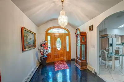 22 Penn Drive, Dix Hills, NY 11746 - Photo 10