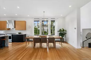 1040 Nautilus Ln, Mamaroneck, NY 10543 - Photo 12