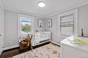 33 Ave B Ave, Port Washington, NY 11050 - Photo 12