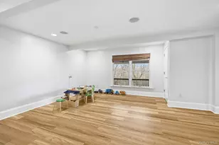 6 Eaton Ln, Scarsdale, NY 10583 - Photo 24