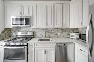 302 96th St, Brooklyn, NY 11209 - Photo 6