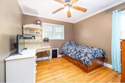 9 North Court, Bayville, NY 11709 - Photo 12