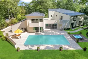 2222 Noyack Rd, Sag Harbor, NY 11963 - Photo 2