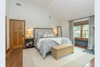 184 Circle Drive, Manhasset, NY 11030 - Photo 14