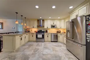 76-22 265th St, Glen Oaks, NY 11040 - Photo 10