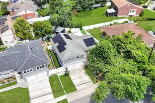 1091 Cramer Ct, Baldwin, NY 11510 - Photo 2