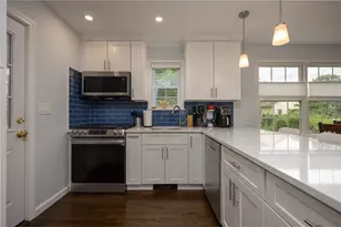 129 Lt Cox Dr, Pearl River, NY 10965 - Photo 12