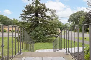 129 Lt Cox Dr, Pearl River, NY 10965 - Photo 6