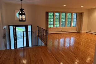 30 Dogwood Rd, Albertson, NY 11507 - Photo 4