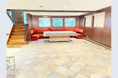 30 Dogwood Road #PVT HOUSE, Albertson, NY 11507 - Photo 12