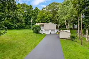 387 Freedom Rd, Pleasant Valley, NY 12569 - Photo 24