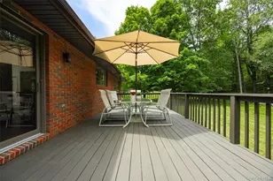 23 Lounsbury Dr, Baldwin Place, NY 10505 - Photo 14