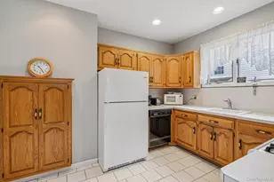 402 N Village Ave, Rockville Centre, NY 11570 - Photo 32