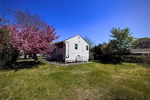 1070 Spur Dr S, Islip, NY 11706 - Photo 34