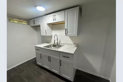 1070 Spur Drive S, Islip, NY 11706 - Photo 32