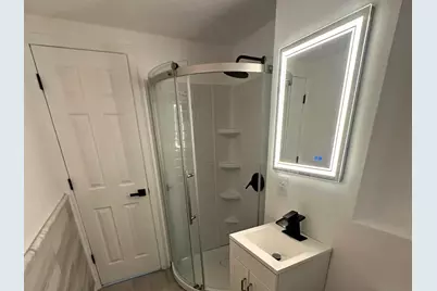 1070 Spur Drive S, Islip, NY 11706 - Photo 26