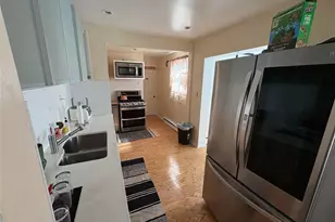 243 Biltmore Ave, Elmont, NY 11003 - Photo 4