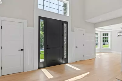 28 Meadow Glen Road, Northport, NY 11768 - Photo 2