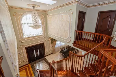 166-21 Goethals Avenue, Jamaica, NY 11432 - Photo 20