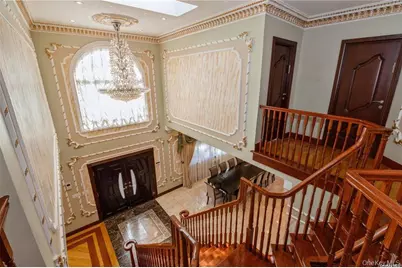 166-21 Goethals Avenue, Jamaica, NY 11432 - Photo 20