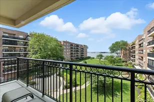 162-41 Powells Cove Blvd, Whitestone, NY 11357 - Photo 2