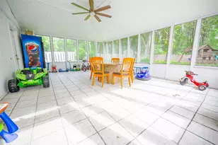 49 Nottingham Dr, Middle Island, NY 11953 - Photo 24