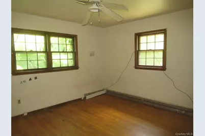 24 Edinburgh Road, Middletown, NY 10941 - Photo 10