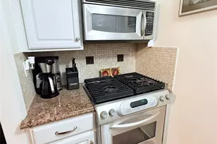 1213 E Broadway, Hewlett, NY 11557 - Photo 20