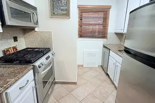 1213 E Broadway, Hewlett, NY 11557 - Photo 22