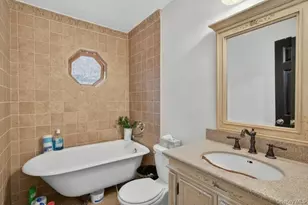 39 Peddler Hill Rd, Monroe, NY 10950 - Photo 14