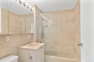 3625 Oxford Ave, Bronx, NY 10463 - Photo 16