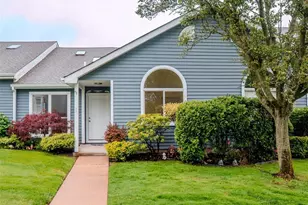 777 Spring Lake Dr, Middle Island, NY 11953 - Photo 2