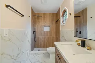 6 Doe Path, Coram, NY 11727 - Photo 22