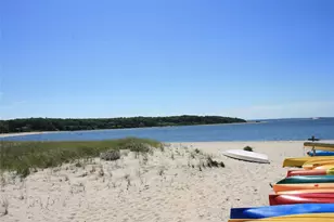 275 Hamilton Ave, Cutchogue, NY 11935 - Photo 16