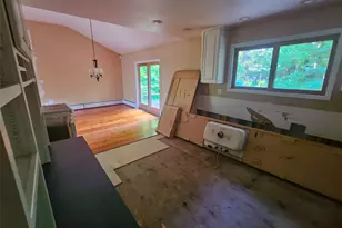 6 White Oaks Rd, Hyde Park, NY 12538 - Photo 12