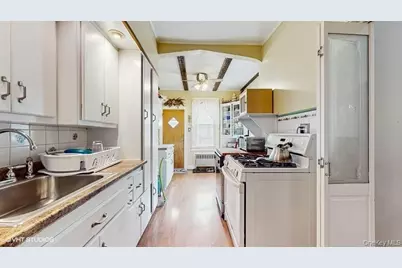 77-52 76th Street, Glendale, NY 11385 - Photo 4