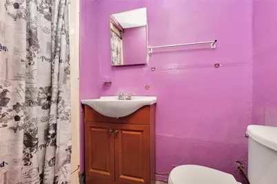 14717 N Conduit Avenue, Jamaica, NY 11436 - Photo 20