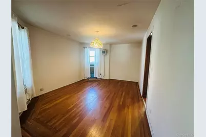 384 Hawthorne Avenue, Yonkers, NY 10705 - Photo 8