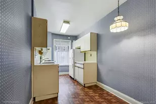 48-17 42nd St, Sunnyside, NY 11104 - Photo 4