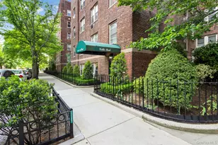 48-17 42nd St, Sunnyside, NY 11104 - Photo 14